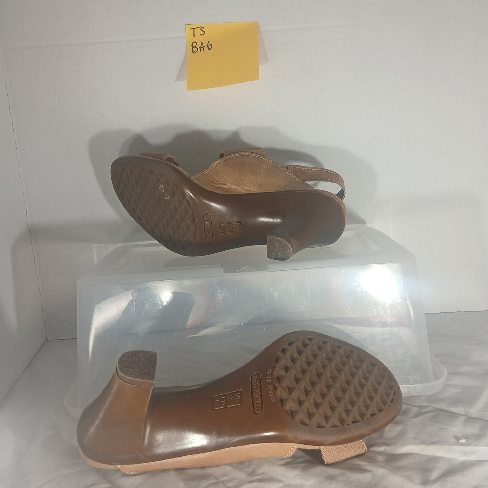 Aerosoles Heel Rest Women's Tan Slingback Wedge Sandals Size 8M‎ - Picture 8 of 9